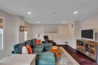 Charming Family Saratoga Home Walk to Track & Downtown - Saratoga Springs - 6