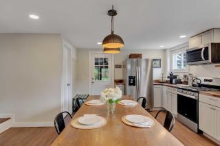 Charming Family Saratoga Home Walk to Track & Downtown - Saratoga Springs - 1
