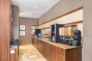 Quality Inn & Suites - Winnipeg - 6