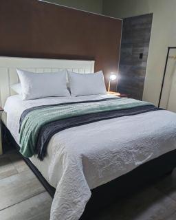 African Hoopoe Inn - Polokwane - 2