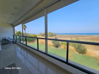 Luxurious Beachfront Ocean Villa in Shavei Tzion - Shave Ẕiyyon - 0