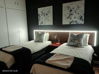 Ode to Tranquility House - Pax 6 - Pretoria - 1