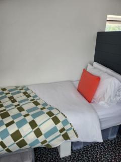 Posyrooms Apartment - Stalybridge - 8