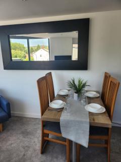 Posyrooms Apartment - Stalybridge - 7
