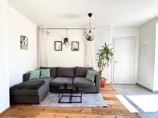 Vienna Nest, central and quiet with balcony and garden, self check-in - 0