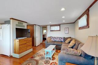 Reece Cottage - Ellsworth - 9