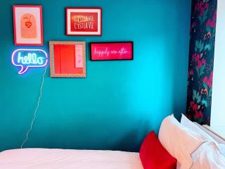 The Boutique Large Themed Hideaway Retreat - Hackington - 6