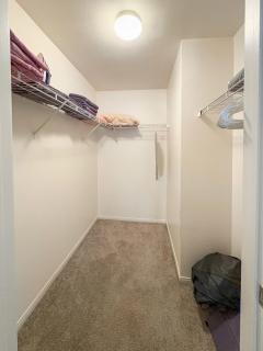 Stylish 2BR Apartment near Disneyland with Pool, Hot Tub and Gym - Anaheim - 6