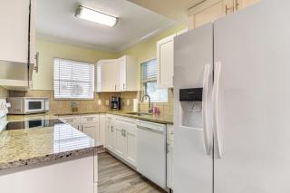 Unit 3 Blocks Gulf to Beaches Historical Museum! - St Pete Beach - 1