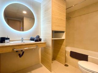 TrendyHomes Laguna Beach - 1
