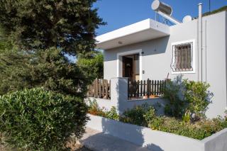 Angela's Green Escape - Trianta - 1