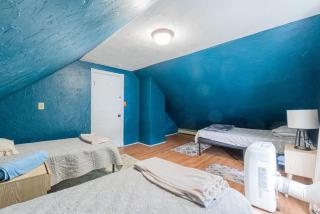 Unique 3BDR 2 Bath near Encore casino - 8