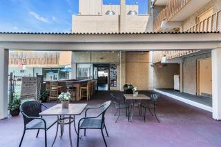 Aztec Ocean Resort - 1