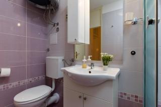 Spacious 2-bedroom apartment near city center - Nata - Split - 3