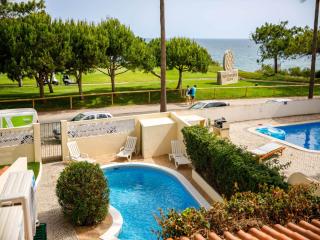 Villa Oceano Golf 482 2 Bedrooms Sea Views A Stones Throw To The Beach Vale Do Lobo - Vale do Lobo - 0