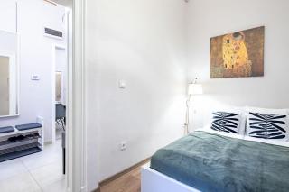 Modern Central Smart Home - 2