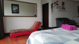 Spritz Empire Regalia Suites & Residence - 5