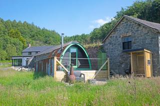 Scenic Valley Pet Friendly Escape Pod in Talybont Aberystwyth - Aberystwyth - 0