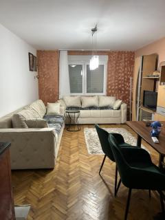 Kuća Loznica - Loznica - 9