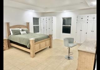 Gated Hacienda Great for Family - 6