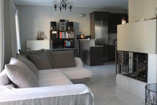 Grey Stones & Balcony - 9