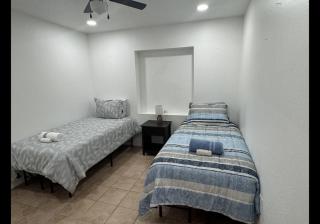 Gated Hacienda Great for Family - Alton - 1