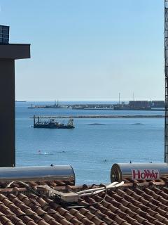 Skyline Shore Apartment - Durrës - 0