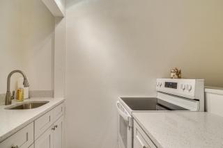 Tropical Pass-A-Grille Gem with Direct Beach Access! - St Pete Beach - 3