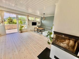 Big, family-friendly summer house with sea view - Lii - 5