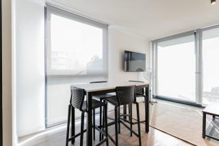 Modern 3BR Apartment in Providencian - Sleeps 6 - 4