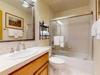 Enzian - CoralTree Residence Collection - 2