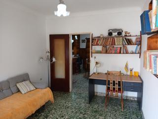 Cordoba 334 - - 8