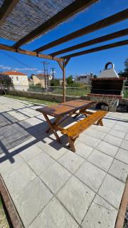 Pavlina's Holiday Home three minutes from beach - Tolo - 9