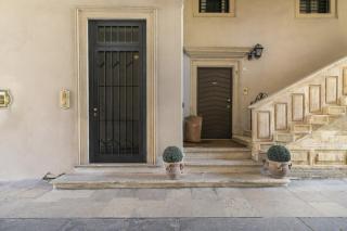 i-HOMES Luxury Suite Palazzo Arnaldi-Duomo - Vicenza - 4