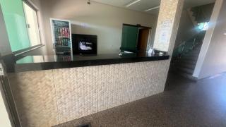 Hotel Royal - - 7