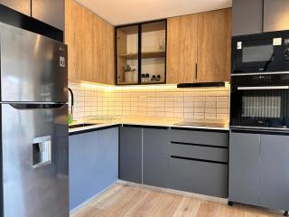 Vive la Modernidad Estudio en barrio el Golf - Santiago - 9