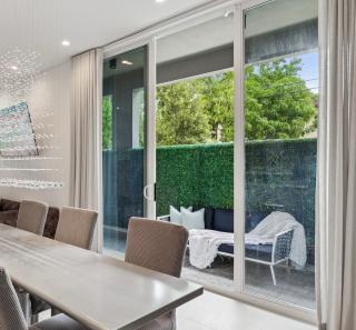 City Forest One,Brand New Living, Executive /1Gb/s - Miami - 2