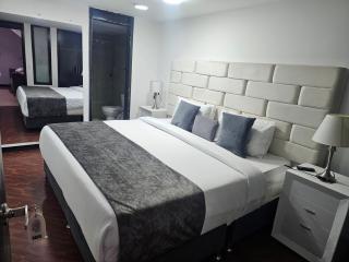 Aw Hotel Quality Comfort Embajada - Corferias - Bogotá - 4