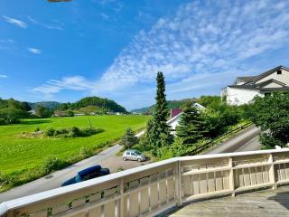 Big, family-friendly summer house with sea view - Lii - 8