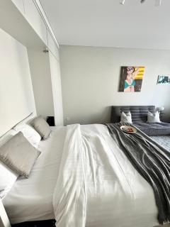 Apt w-Balcony by the River walk I Cohost - Vilnius - 2