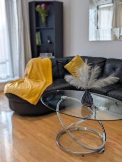Emerald Apartment-2Bed 2Bath Cardiff Bay,City Centre Apartment - Cardiff - 9