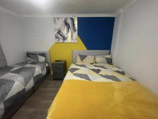 The Lodge on Lodge Road (Rayanara) - Southampton - 9