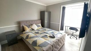 The Lodge on Lodge Road (Rayanara) - Southampton - 2