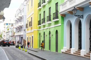 Deluxe Ocean View Studio with Free Parking & Pool - San Juan - 8