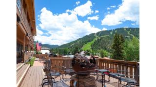 Ski View 04 Columbine - On Main Street - WiFi - Cable - Fireplace - Trailer Parking In Back - Patio with Gas Grill - 9