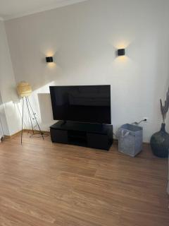 C&V 4 Personen 3 Zimmer Central Smart TV Boxspringbett - Kaiserslautern - 5