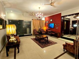 Eden Grove Villa - 1