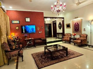 Eden Grove Villa - Rawalpindi - 6