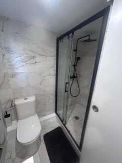 Charmant studio neuf et meublé - 2