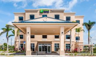 Holiday Inn Express & Suites Boynton Beach West by IHG - 7